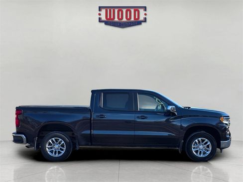 Used 2024 Chevrolet Silverado 1500 LT image 3