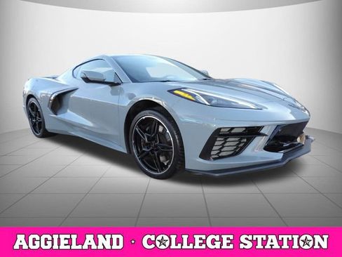 Used 2025 Chevrolet Corvette Stingray Preferred Cpe w/ Z51 Performance Package image 3