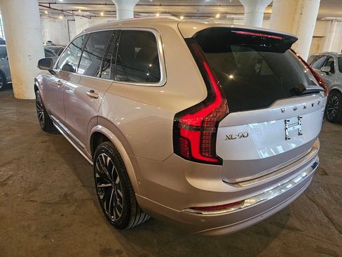Certified 2026 Volvo XC90 B6 Plus w/ Protection Package Premier AWD/4WD image 2
