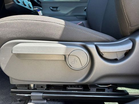 New 2026 Hyundai Kona SE image 42