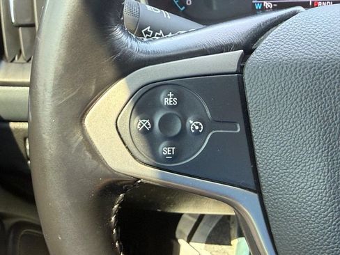 Used 2017 Chevrolet Colorado Z71 AWD/4WD image 14