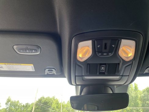 Used 2021 RAM 1500 Big Horn RWD image 27