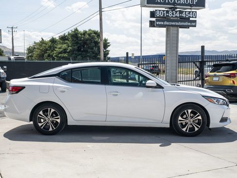 Used 2022 Nissan Sentra SV FWD image 11