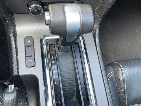 Used 2011 Ford Mustang Premium w/ 202A Rapid Spec Order Code RWD image 8