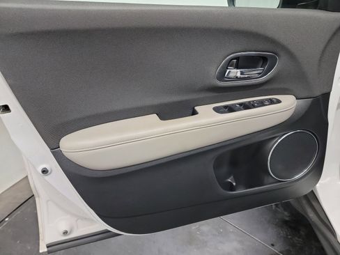 Certified 2022 Honda HR-V EX image 13