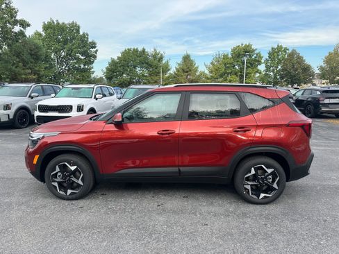 New 2026 Kia Seltos S image 8