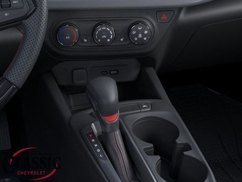 New 2026 Chevrolet Trax RS w/ Sunroof Package FWD image 25