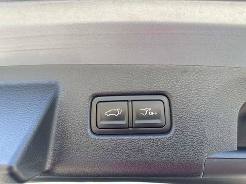 Used 2024 Kia Telluride EX w/ EX Captain's Chair Package image 14