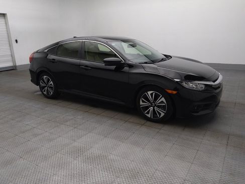 Used 2018 Honda Civic EX-L image 11