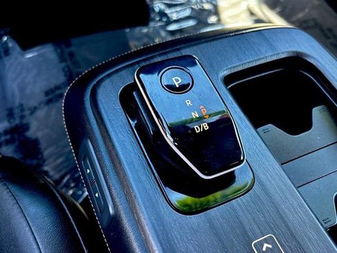 Certified 2024 Nissan Ariya AWD image 26