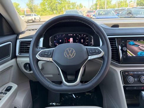 Certified 2022 Volkswagen Atlas SE AWD/4WD image 24