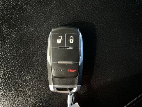 Used 2022 RAM 2500 Big Horn image 31