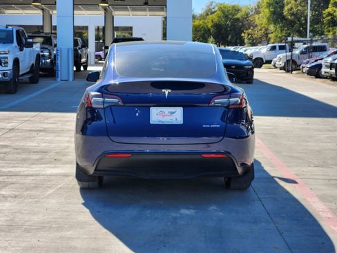 Used 2023 Tesla Model Y Long Range image 8