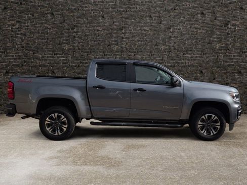 Used 2022 Chevrolet Colorado Z71 RWD image 3