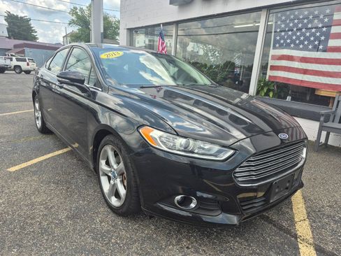 Used 2013 Ford Fusion SE FWD image 7