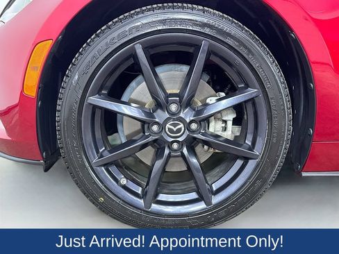 Used 2019 MAZDA MX-5 Miata Grand Touring RWD image 35