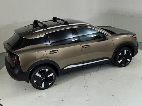 New 2026 Nissan Kicks SR w/ Illumination Package image 42