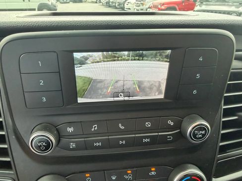 Used 2022 Ford Transit 250 148 High Roof AWD image 19