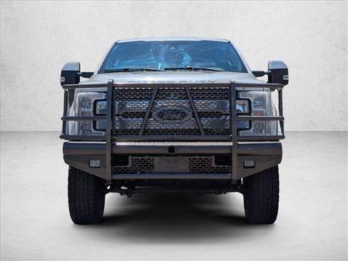 Used 2017 Ford F250 King Ranch w/ FX4 Off-Road Package AWD/4WD image 2