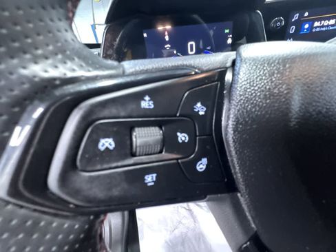 Used 2025 Chevrolet Trax RS w/ Sunroof Package image 20