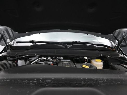New 2026 RAM 3500 Tradesman AWD/4WD image 28