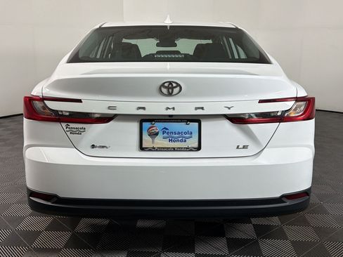 Used 2025 Toyota Camry LE FWD image 8
