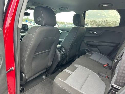 Used 2025 Chevrolet Blazer LT AWD/4WD image 12