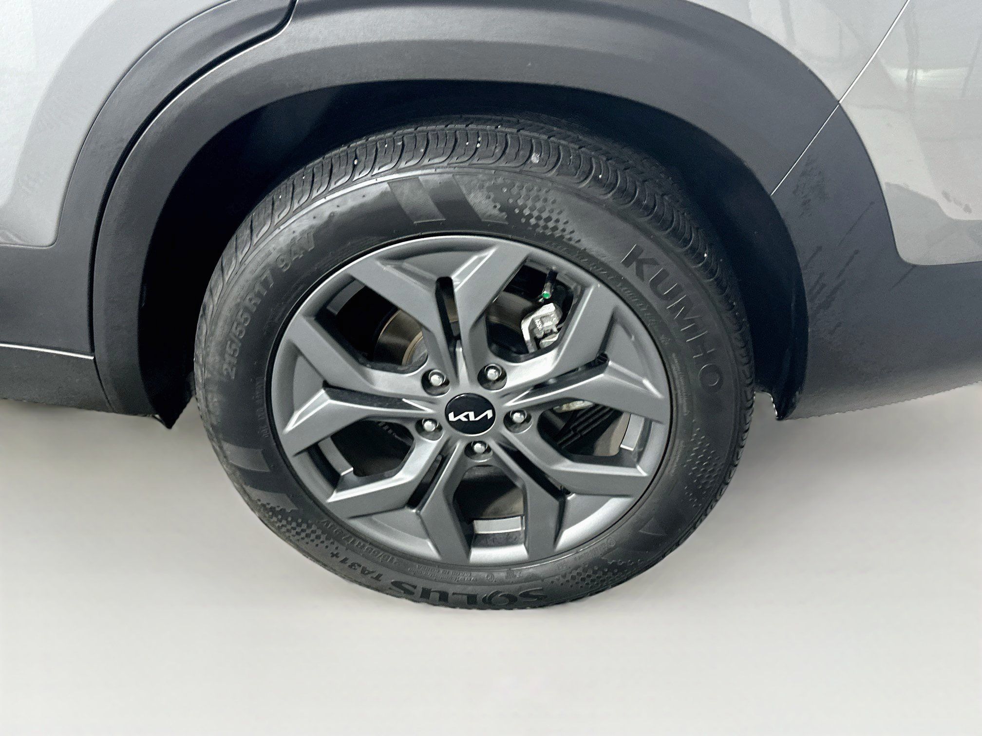Used 2024 Kia Seltos S FWD image 11