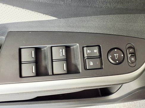 Used 2016 Honda CR-V EX-L image 15