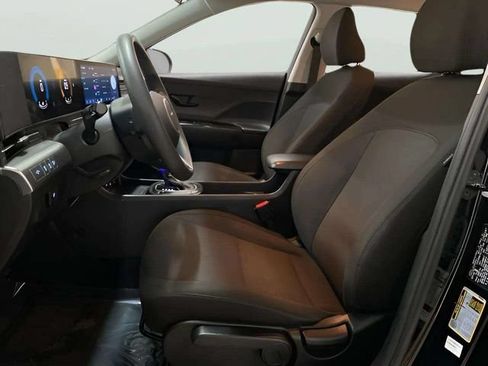 Used 2026 Hyundai Kona SE FWD image 57