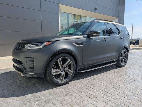 New 2026 Land Rover Discovery Limited Edition AWD/4WD image 9