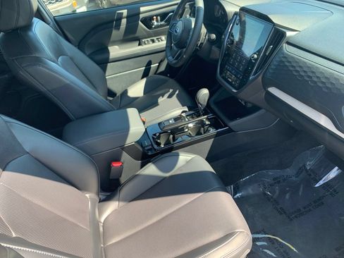 Used 2026 Subaru Forester Limited AWD/4WD image 18