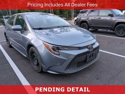 Used 2021 Toyota Corolla LE FWD image 1