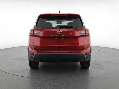 Used 2025 Nissan Rogue SV image 7