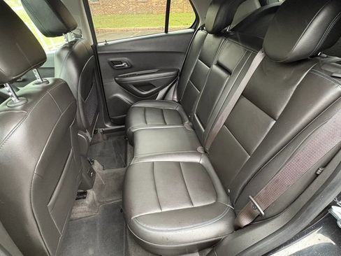 Used 2016 Chevrolet Trax LTZ AWD/4WD image 23