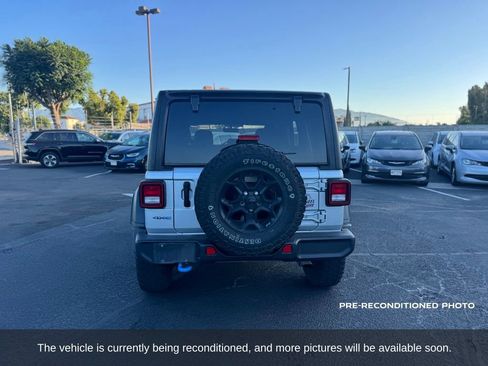 Used 2023 Jeep Wrangler Unlimited w/ 8.4" Radio Group AWD/4WD image 4