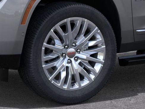 New 2026 GMC Yukon Denali w/ Sun & Power Step Package AWD/4WD image 9