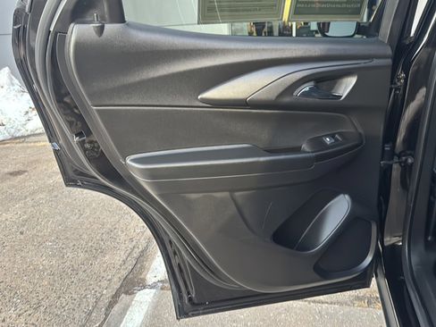 Used 2023 Chevrolet TrailBlazer RS w/ Sun and Liftgate Package image 22