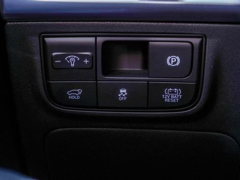 Certified 2025 Hyundai Tucson Blue AWD/4WD image 30