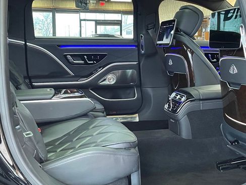 Used 2023 Mercedes-Benz Maybach S 680 4MATIC image 48