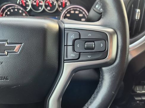 Used 2021 Chevrolet Silverado 1500 LT Trail Boss w/ Convenience Package II AWD/4WD image 32