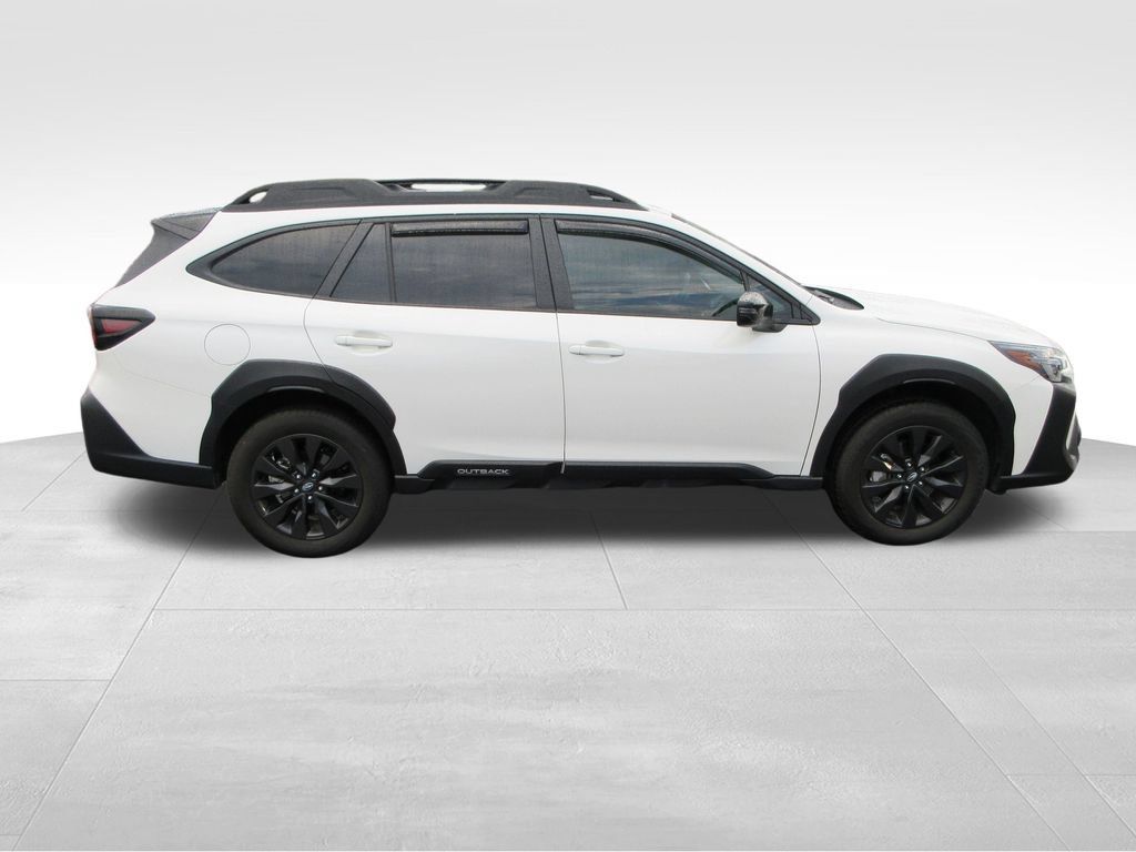 Used 2025 Subaru Outback Onyx Edition AWD/4WD image 6