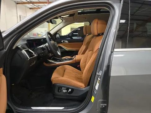 Used 2026 BMW X7 xDrive40i w/ Premium Package AWD/4WD image 18