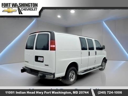 Used 2024 GMC Savana 2500 w/ Driver Convenience Package RWD image 5