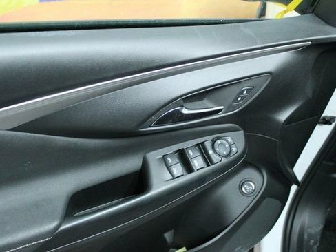 Used 2025 Buick Envista Sport Touring FWD image 12