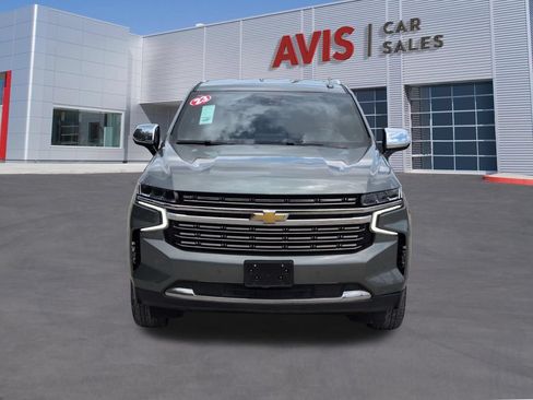 Used 2023 Chevrolet Suburban Premier AWD/4WD image 2