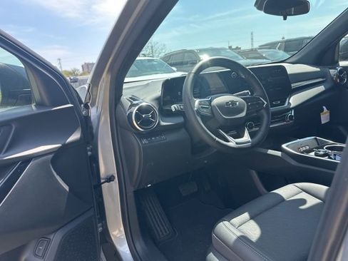 New 2026 Chevrolet Equinox LT w/ Convenience Package II image 14