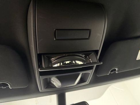 Used 2020 Dodge Grand Caravan SE image 36