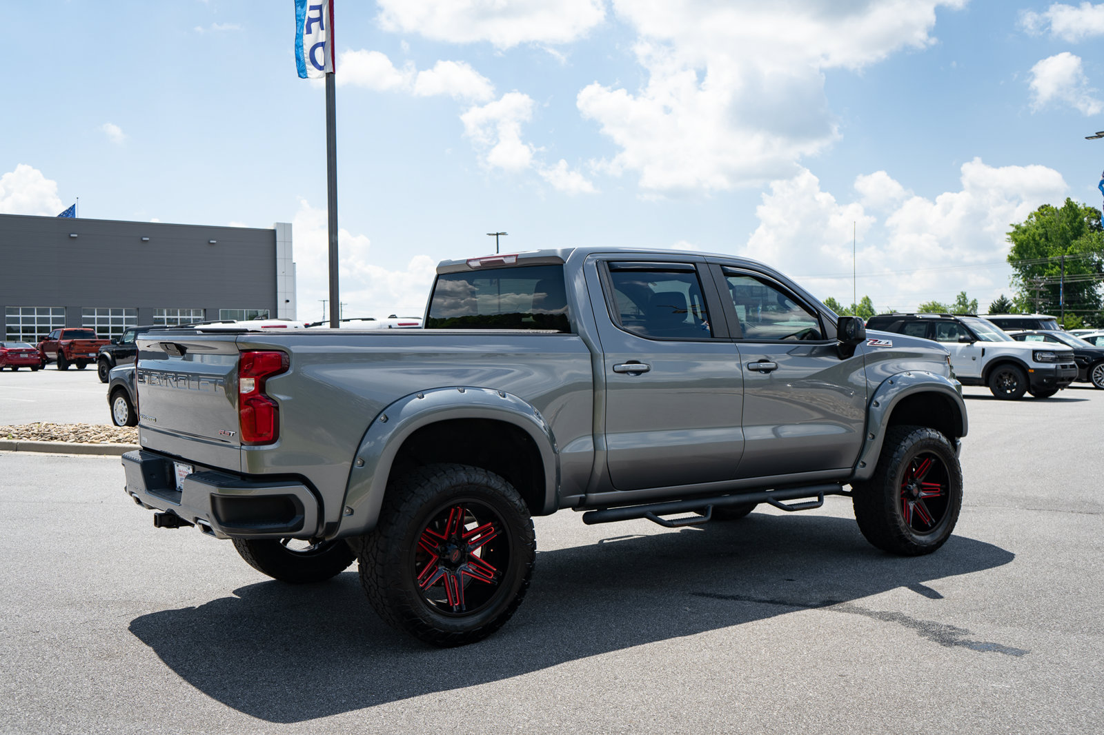 Used 2021 Chevrolet Silverado 1500 RST AWD/4WD image 10