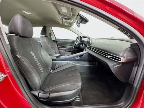 Certified 2023 Hyundai Elantra SEL w/ Convenience Package image 42